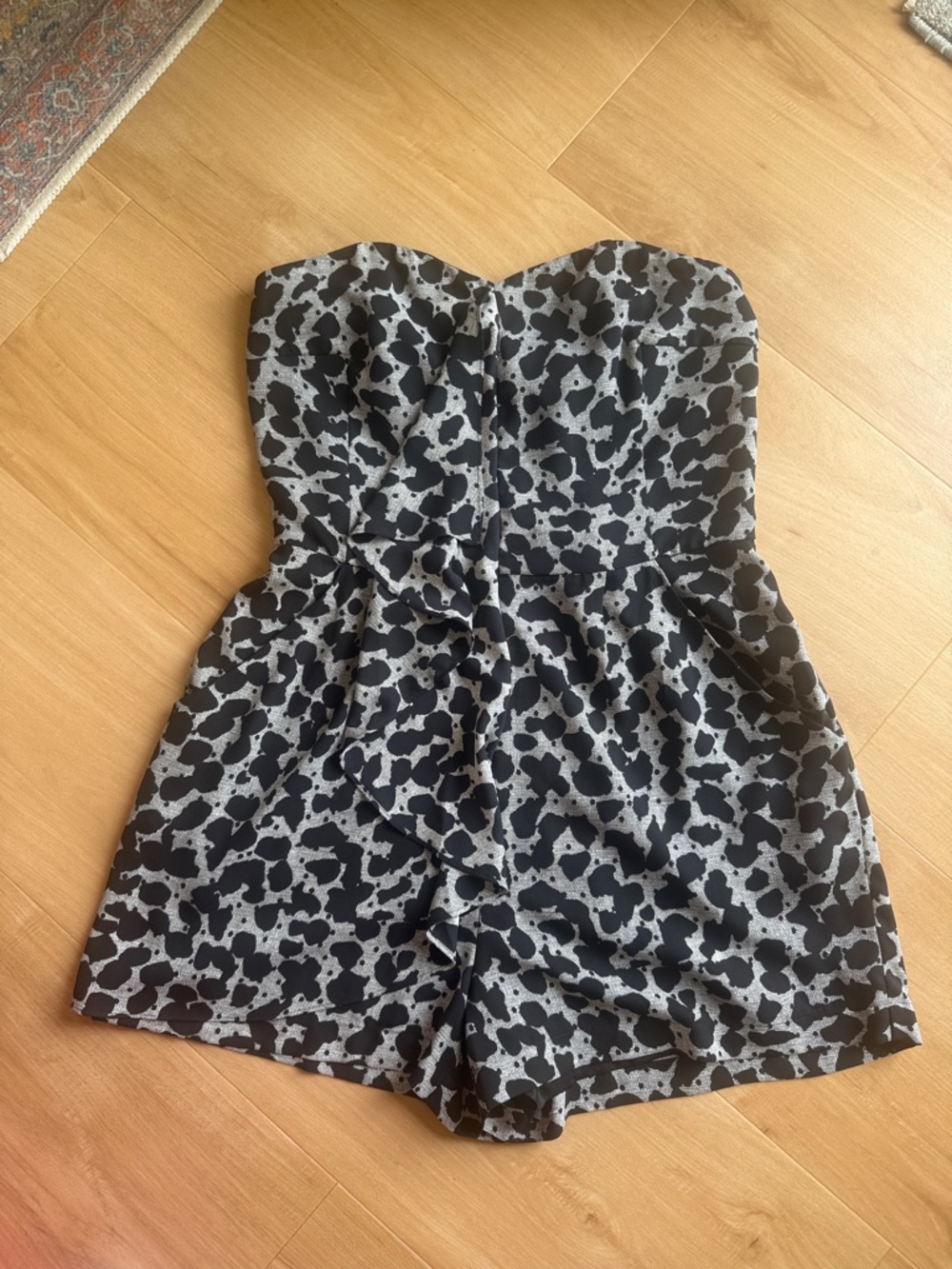 Express Black & Gray Printed Strapless Romper